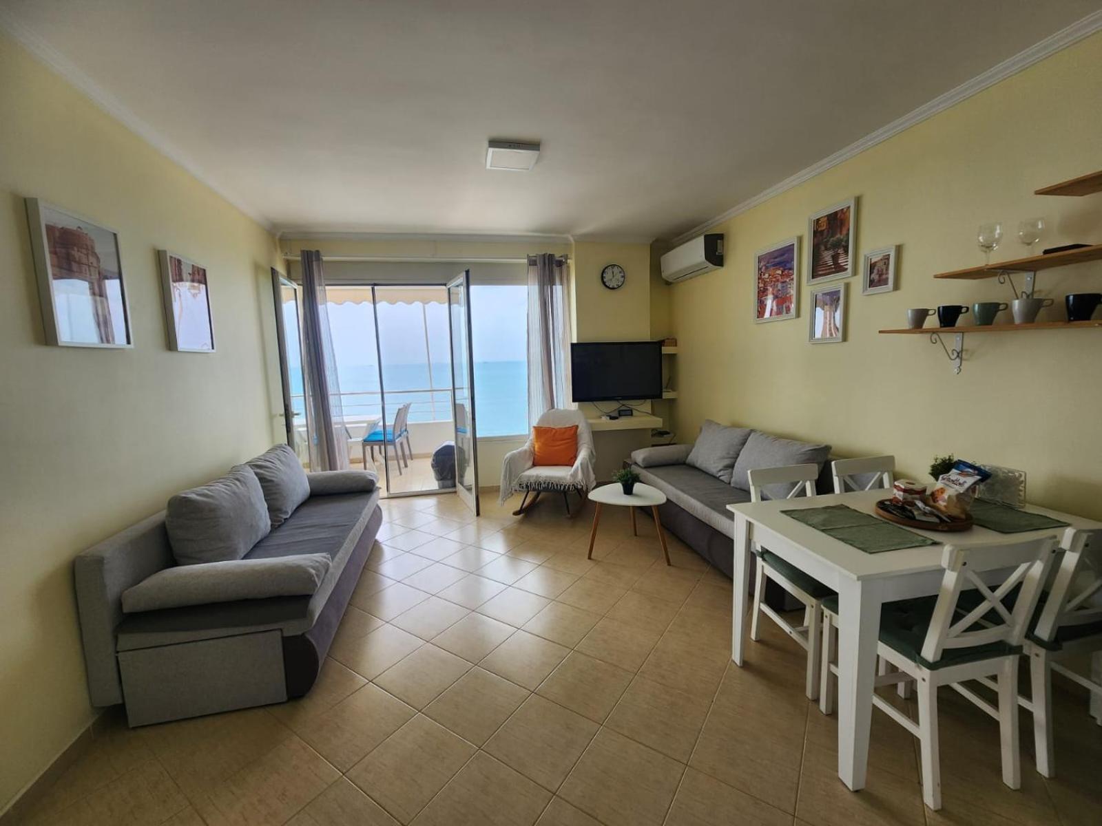 Matin Apartment Sea View Дуррес Экстерьер фото