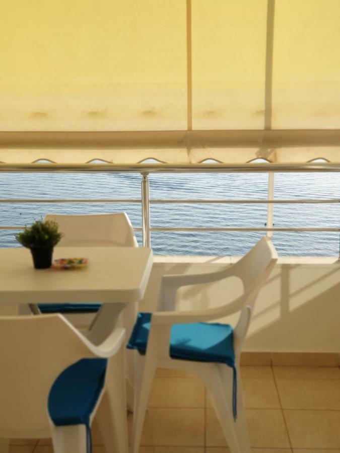 Matin Apartment Sea View Дуррес Экстерьер фото