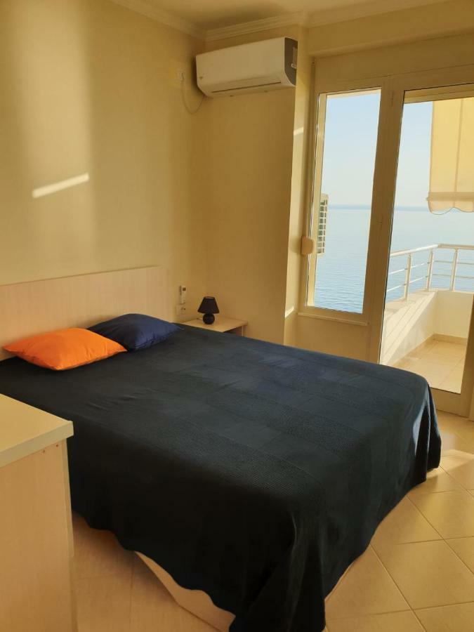 Matin Apartment Sea View Дуррес Экстерьер фото